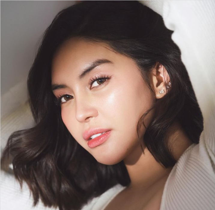 Glenda Dela Cruz Biography